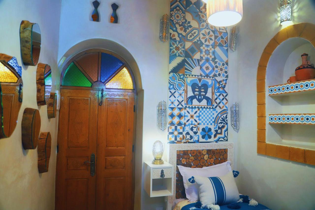 Riad Milal Hotel เอสเซาอิรา ภายนอก รูปภาพ