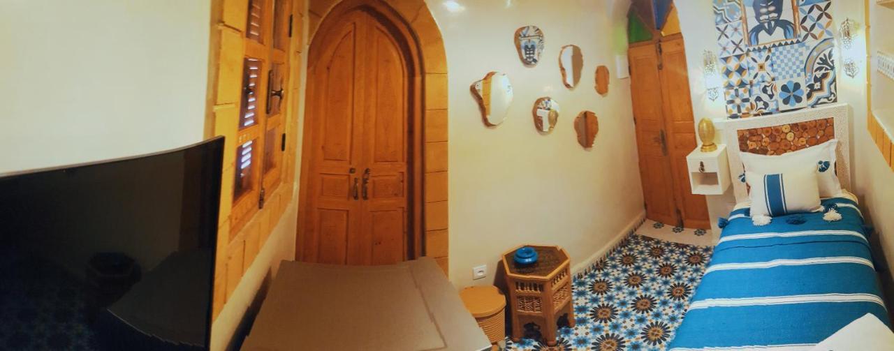 Riad Milal Hotel เอสเซาอิรา ภายนอก รูปภาพ